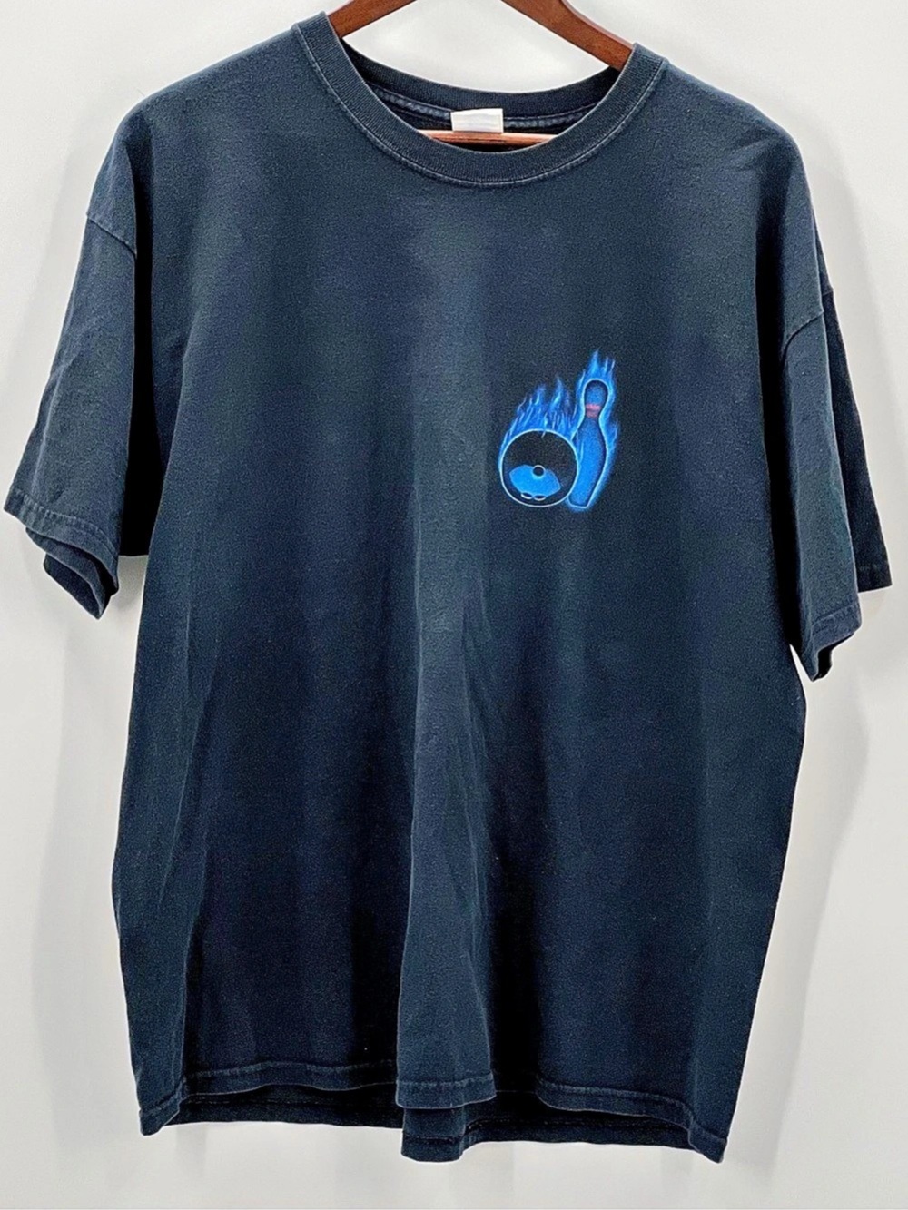 502 Gildan Bowling Graphic Short Sleeve Tee in Black & Blue